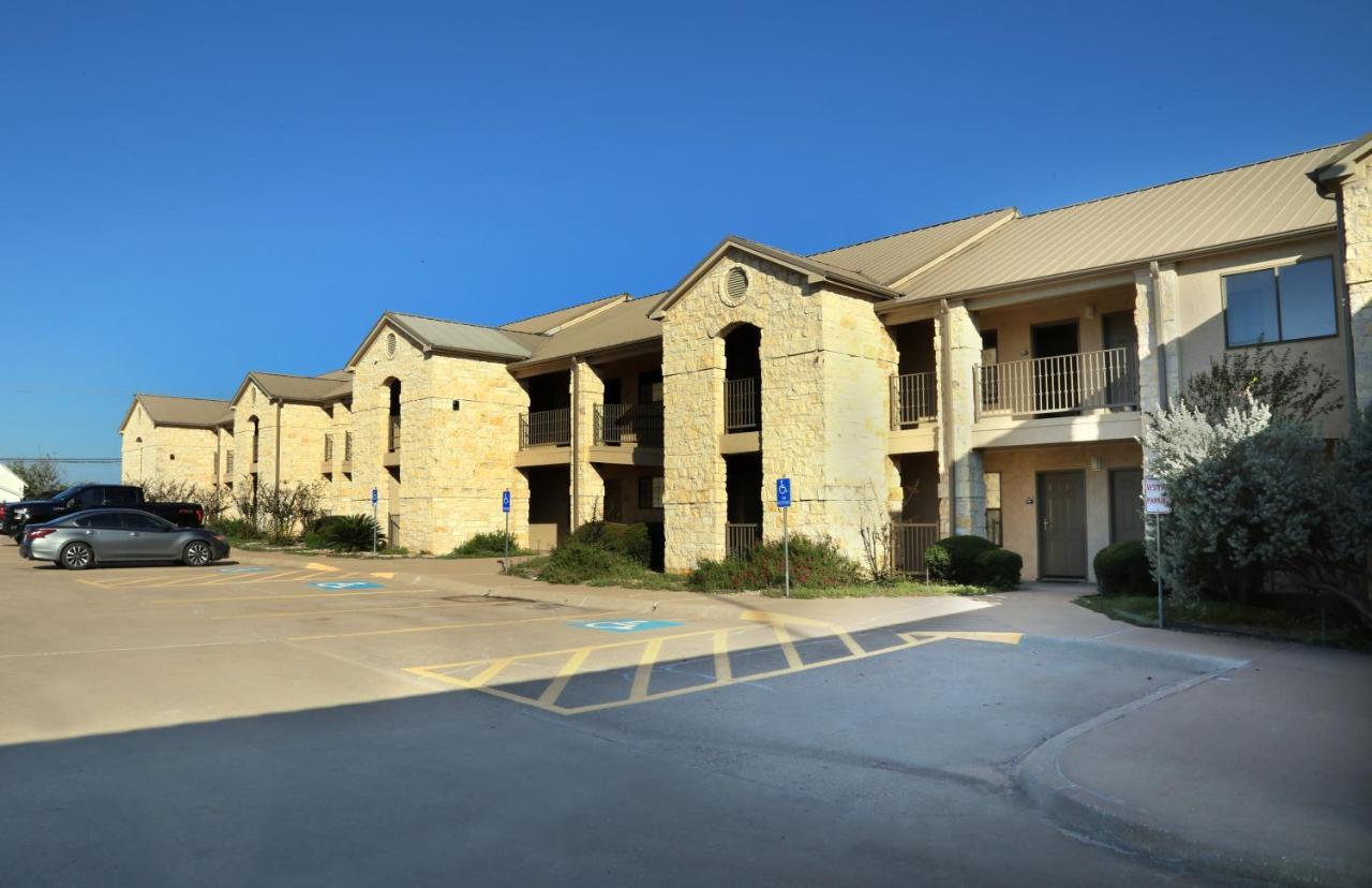 Days Inn & Suites By Wyndham Llano Exterior foto